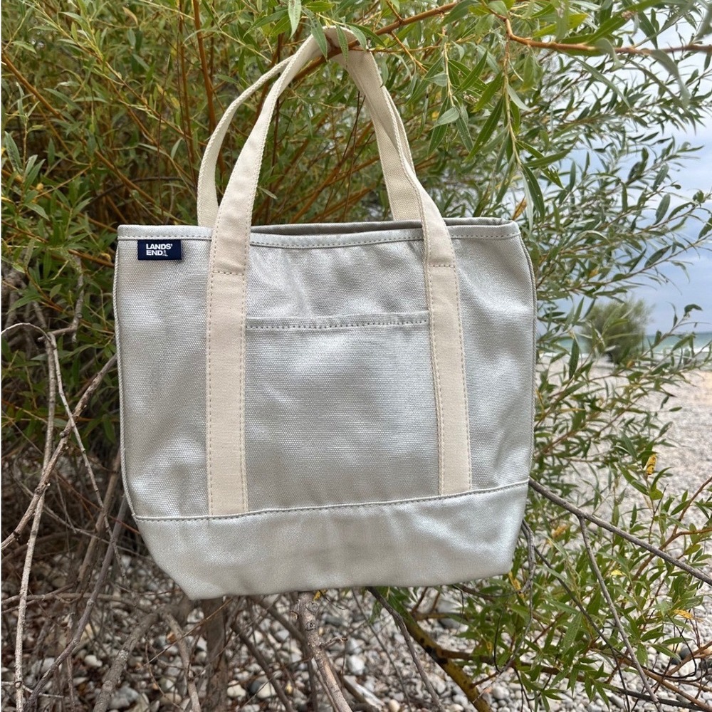 Lands' End Heavy Duty Canvas Tote Bag Bold Silver and Cream Multiple Pockets